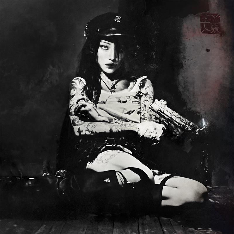 yeule - Evangelic Girl Is A Gun (with A2 Poster Insert) - LP - 'Iris Of Bloodlust' (Red Marble) Vinyl